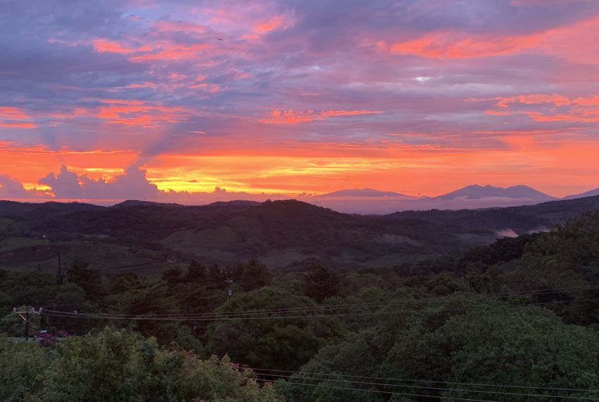 sunset-volcanos-view